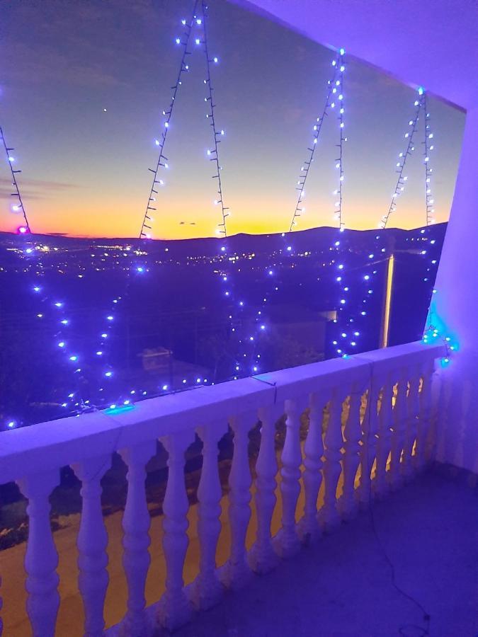 Apartment Natali Kastel Stari Екстер'єр фото
